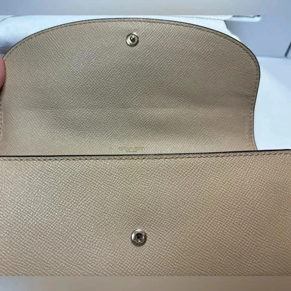 COACH pebbled leather continental wallet - Picture 2 of 5